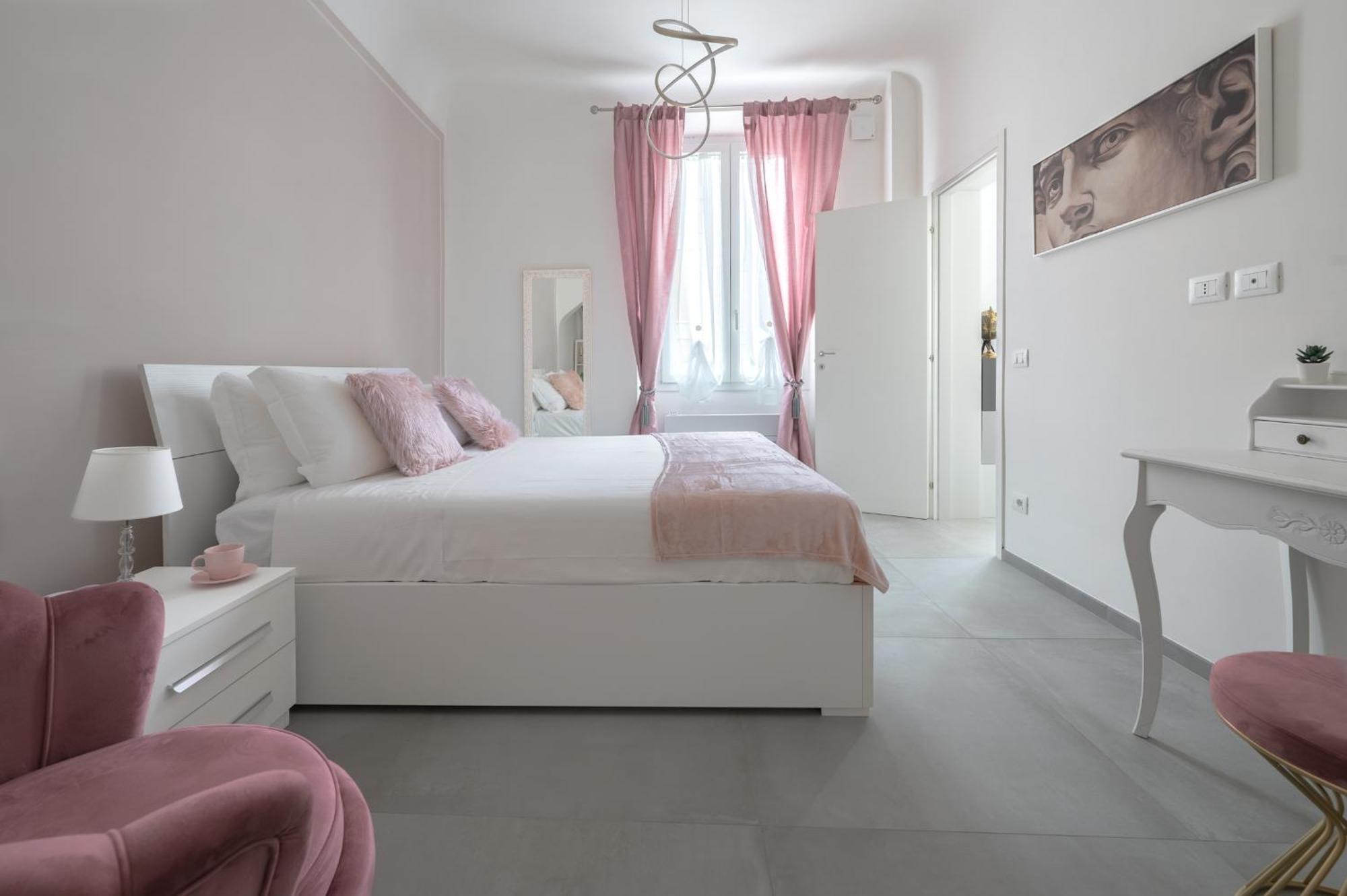 Via Ponte Alle Mosse, 19 - Florence Charming Apartments - A Chic, Newly Renovated Apartment Near Tram Leopolda, A Few Min From Downtown Exteriör bild
